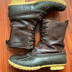 LL Bean Maine Hunting Boot size 8M Thinsulate lined 8-eyelet